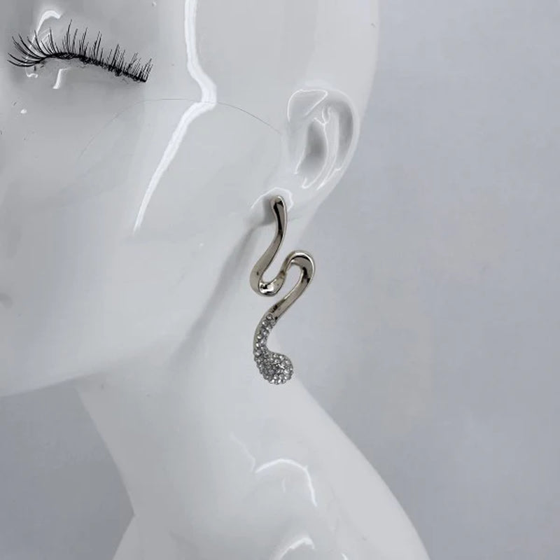 Chic Geo Line Design Post Back Earrings