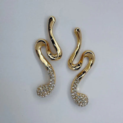 Chic Geo Line Design Post Back Earrings