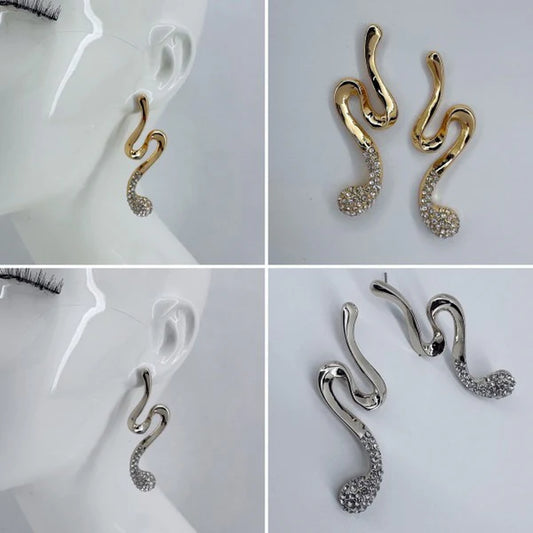 Chic Geo Line Design Post Back Earrings