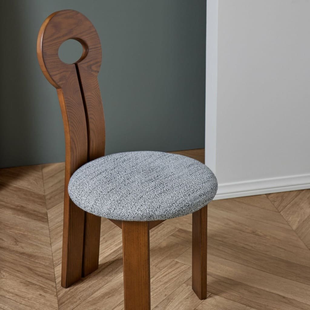 gdhgfyjgujgytrse.jpg-full Discover Timeless Elegance & Comfort with the Modern Minimalist Solid Wood Dining & Lounge Chair. Crafted from high-quality solid wood, this chair combines durability with a sleek, minimalist design that enhances any space. Ideal for dining, lounging, or creating a stylish reading nook, it offers ergonomic comfort without handrails. No assembly required, it’s ready to use right out of the box. Whether in your dining room, living room, or home office, this versatile chair is a statement piece that adds sophistication to your home. Order now and elevate your space with elegance and comfort.