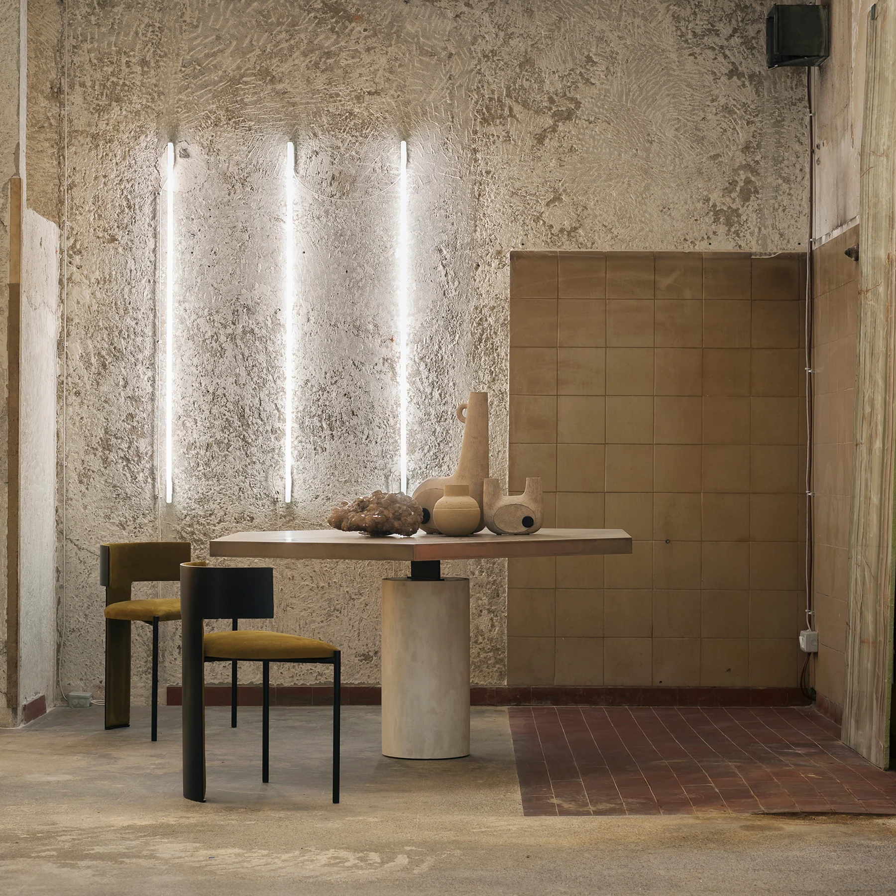 trydtuy Enhance your dining space with the Mid-Century Modern Wooden Dining Chair—a perfect blend of luxury and simplicity. Crafted from high-quality wood, this chair features a sleek, minimalist design that complements any décor. The 800mm high backrest offers optimal support for a comfortable dining experience, while the non-rotatable, non-foldable structure ensures stability. Ideal for both everyday dining and special events, this chair adds timeless elegance to your home or banquet setting. Durable, stylish, and easy to integrate, it's the perfect statement piece for any space.